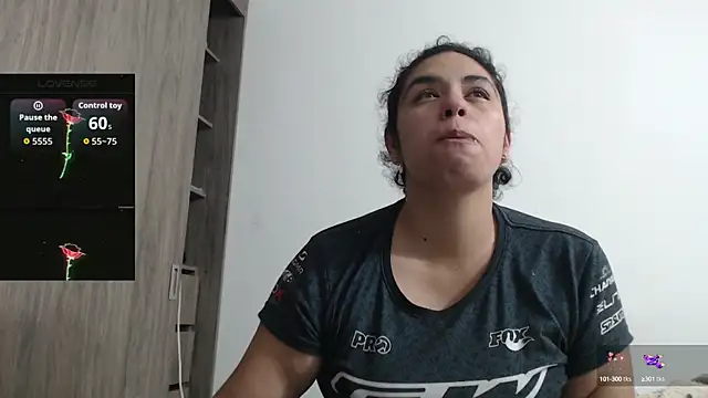 Anne purple online show from 10-24-25, 02:16