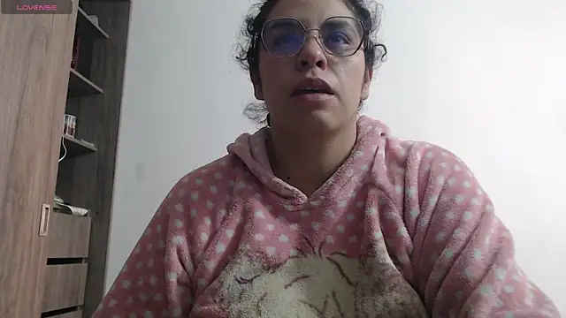 Anne purple online show from 11-18-25, 04:10