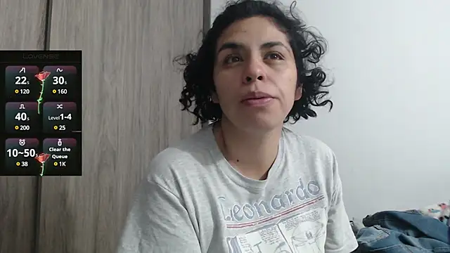 Anne purple online show from 02-25-25, 04:25