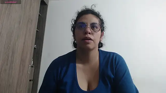 Anne purple online show from 11-27-25, 03:45