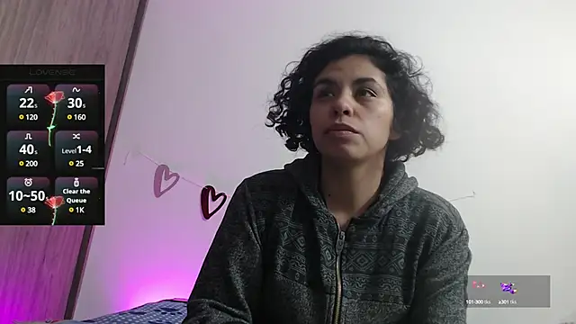 Anne purple online show from 02-18-25, 03:52