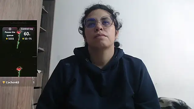 Anne purple online show from 11-21-25, 04:39