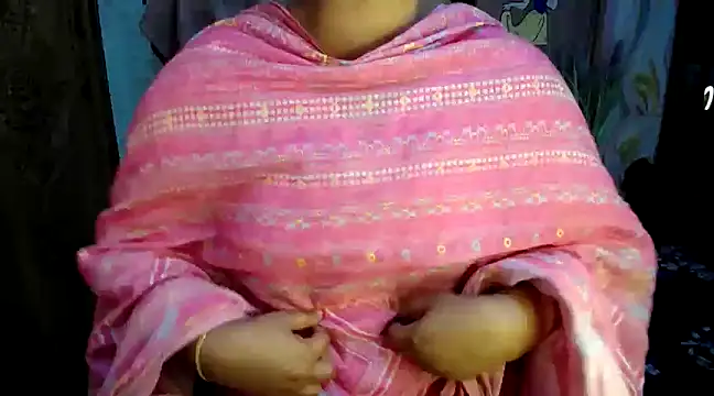 Snapshot of SohanaSabaSexy chatting on 03-16-25, 05:17 SohanaSabaSexy online show from 03-16-25, 05:17