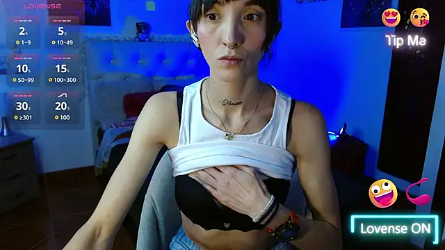 Snapshot of Sakura_and_yuki chatting on 02-17-25, 02:28 Sakura and yuki online show from 02-17-25, 02:28