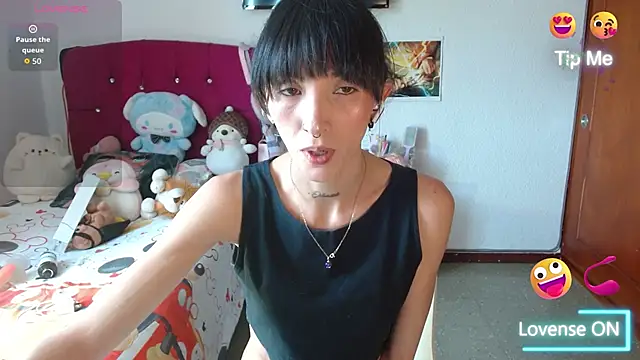 Snapshot of Sakura_and_yuki chatting on 09-15-25, 04:18 Sakura and yuki online show from 09-15-25, 04:18