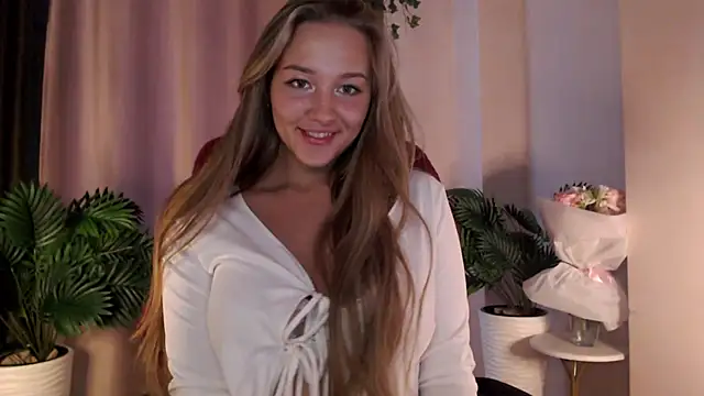 Milk Bunny online show from 02-05-25, 08:54