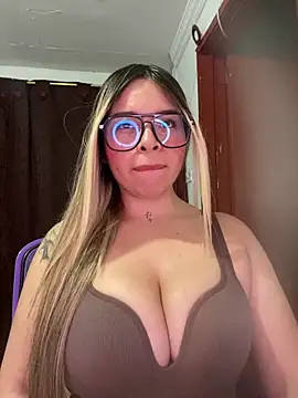 CristalGmez online show from 03-31-26, 03:30