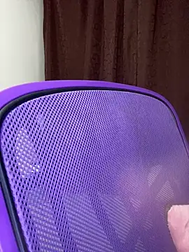 CristalGmez online show from 04-15-26, 02:39