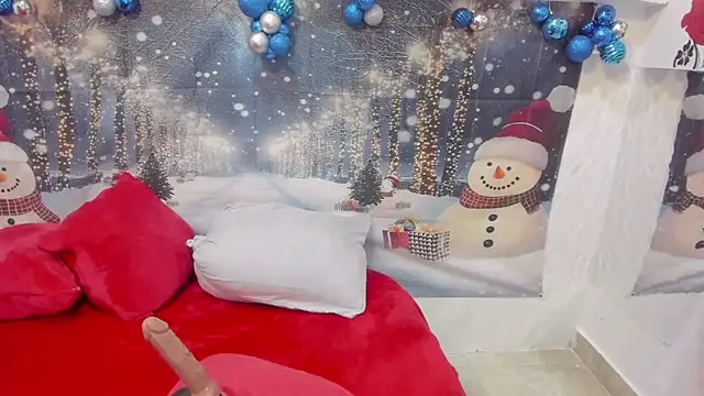 charlotte-11 online show from 12-05-25, 04:27