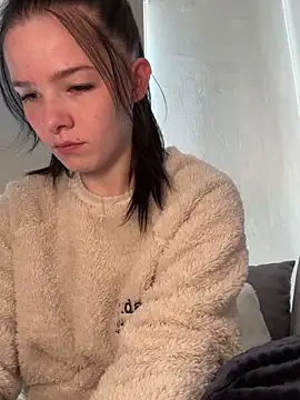 RoxiBlack online show from 12-15-25, 07:58