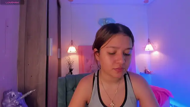 Snapshot of kimmy099 chatting on 03-15-25, 01:52 kimmy099 online show from 03-15-25, 01:52