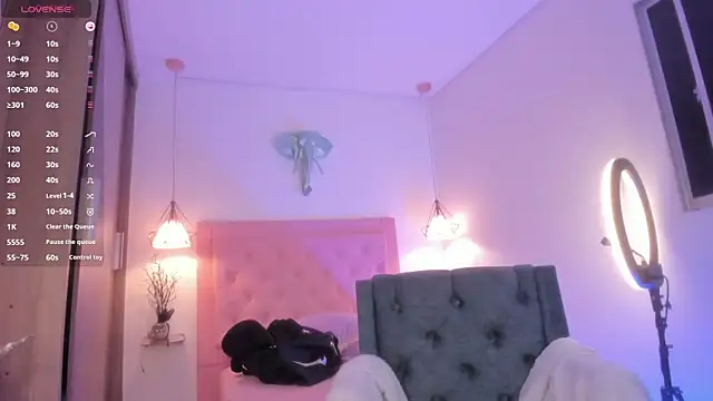 Snapshot of kimmy099 chatting on 03-07-25, 02:04 kimmy099 online show from 03-07-25, 02:04