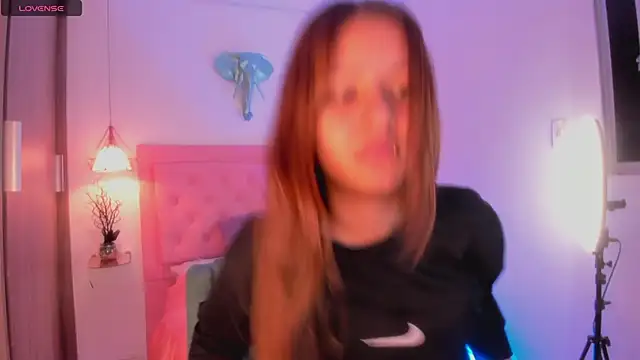 Snapshot of kimmy099 chatting on 02-25-25, 07:49 kimmy099 online show from 02-25-25, 07:49