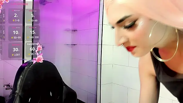 Snapshot of Victoria_Kastelo chatting on 11-08-25, 07:17 Victoria Kastelo online show from 11-08-25, 07:17