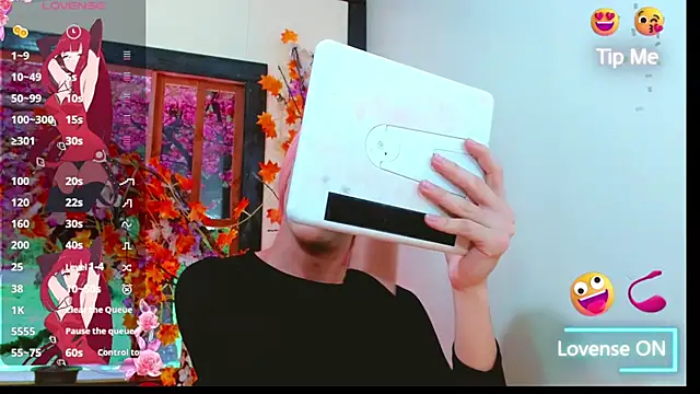 Snapshot of Victoria_Kastelo chatting on 10-31-25, 02:13 Victoria Kastelo online show from 10-31-25, 02:13