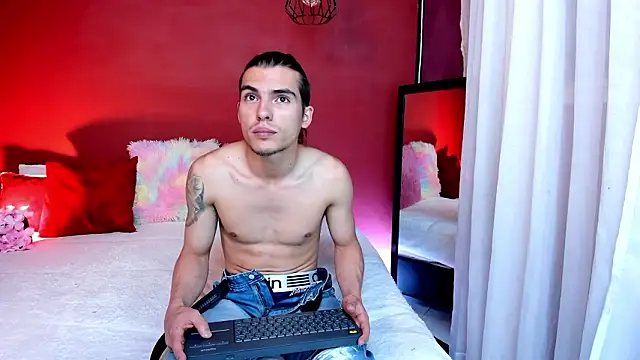  Tattoo Couple online show from 02-12-26, 02:17