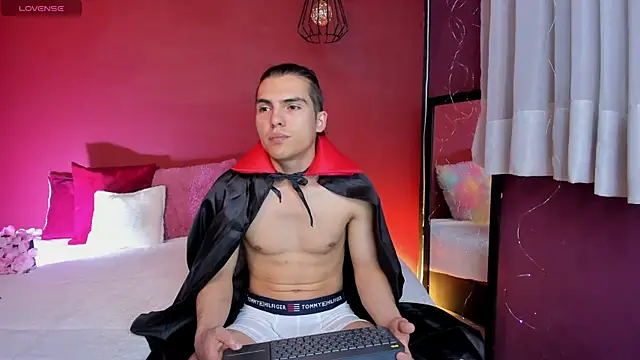  Tattoo Couple online show from 11-14-25, 01:48