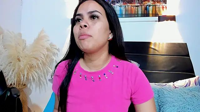 Snapshot of Julieta_Coopeer_ chatting on 09-30-25, 10:43 Julieta Coopeer online show from 09-30-25, 10:43