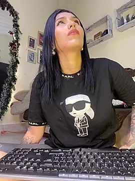 Sweetie Arianna online show from 02-08-25, 06:54