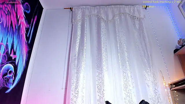 Snapshot of daarklover chatting on 02-07-26, 01:13 daarklover online show from 02-07-26, 01:13