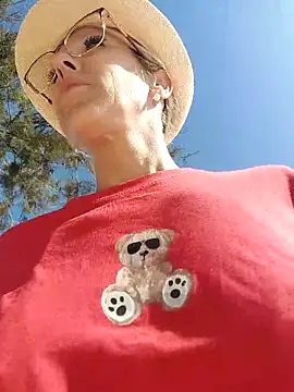 blondyruby online show from 09-14-25, 10:04