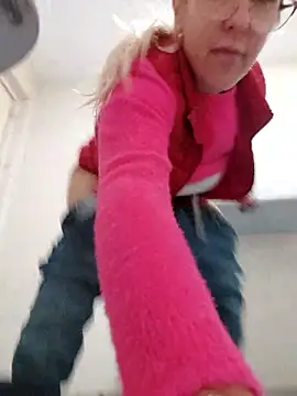 blondyruby online show from 01-08-26, 09:37