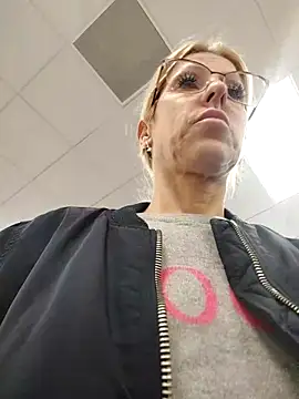 blondyruby online show from 01-07-26, 09:36