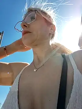 blondyruby online show from 05-13-26, 08:43