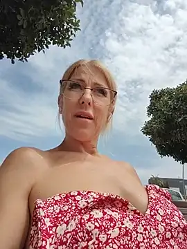 blondyruby online show from 07-25-26, 10:54