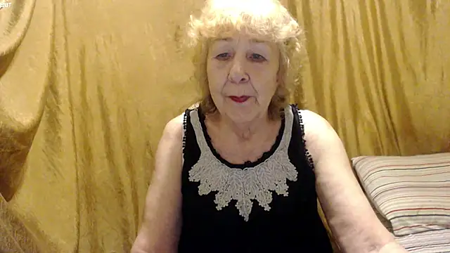 Snapshot of _Estelitta_5 chatting on 12-13-25, 08:04 Estelitta 5 online show from 12-13-25, 08:04