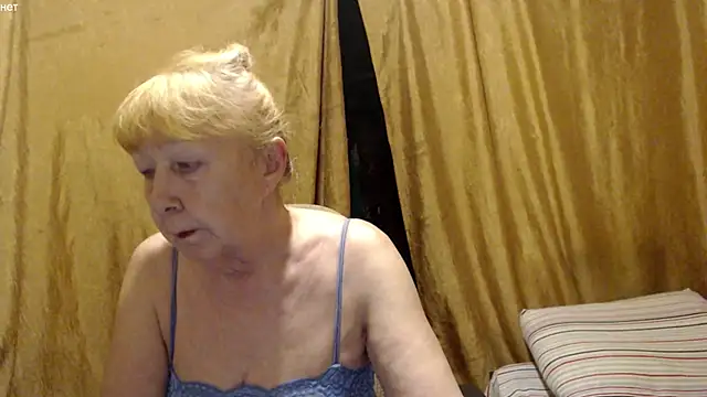  Estelitta 5 online show from 10-31-25, 04:36