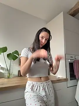  Juliette online show from 03-04-26, 09:17