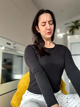  Juliette online show from 11-19-25, 09:53