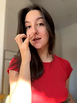 Snapshot of _Juliette chatting on 10-11-25, 09:10 Juliette online show from 10-11-25, 09:10