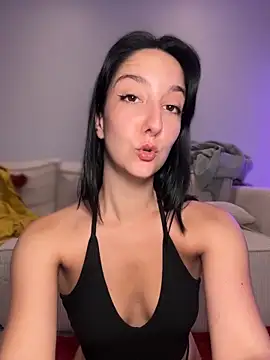 Snapshot of _Juliette chatting on 05-24-26, 07:14 Juliette online show from 05-24-26, 07:14
