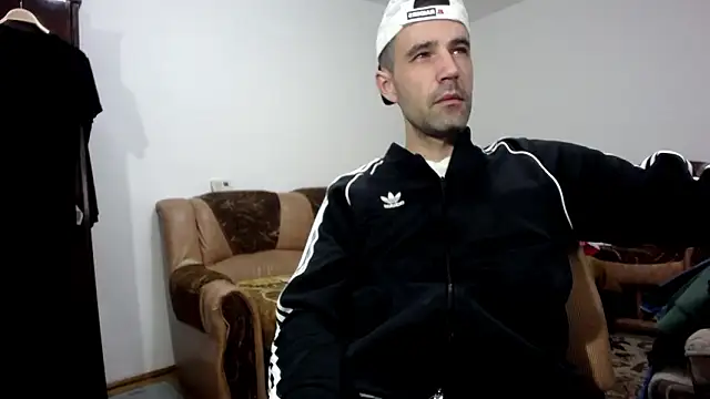 I like older menn online show from 02-01-26, 06:33