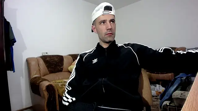 I like older menn online show from 02-14-26, 05:51