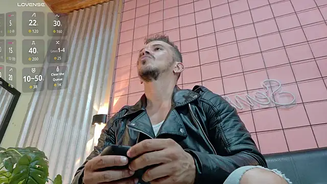 lean arcos online show from 11-28-25, 07:36