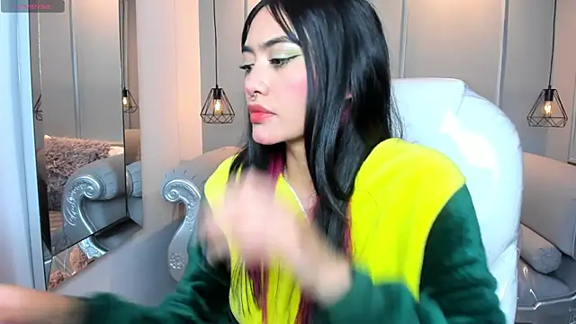 AzuraKindong online show from 01-08-26, 07:20