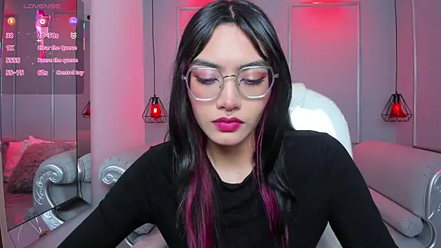 AzuraKindong online show from 12-17-25, 07:19