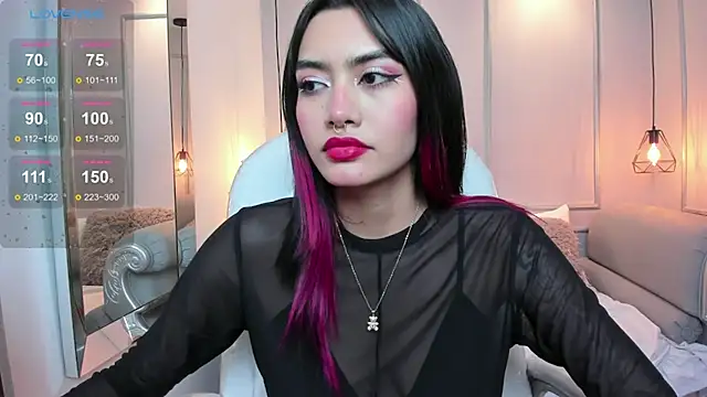 Snapshot of AzuraKindong chatting on 02-21-25, 07:43 AzuraKindong online show from 02-21-25, 07:43