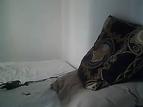 Skater29xx2 online show from 09-30-25, 04:57