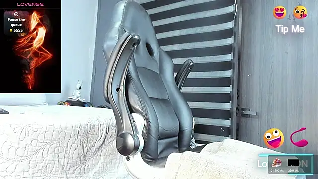 Dancelwashington online show from 12-14-25, 12:11