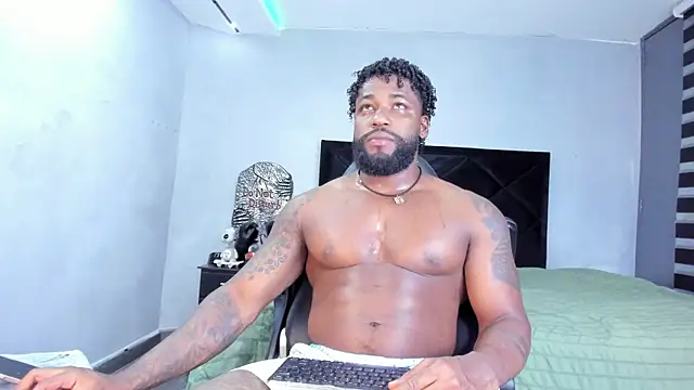 Dancelwashington online show from 06-15-26, 03:23