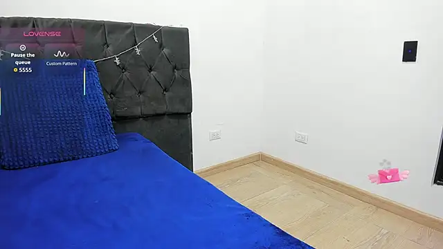 bonnyy26 online show from 12-16-25, 09:13