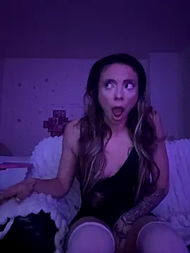 greedybratt online show from 11-14-25, 08:07