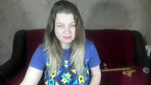 DarkIlona online show from 10-30-25, 05:06