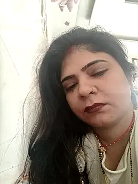 Snapshot of Husnpari20 chatting on 10-11-25, 04:24 Husnpari20 online show from 10-11-25, 04:24