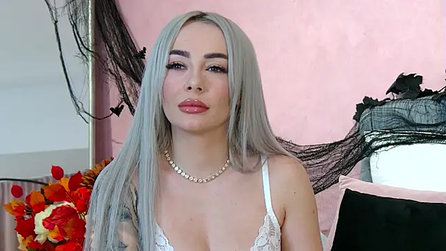 FrancescaMcGray online show from 10-25-25, 07:07