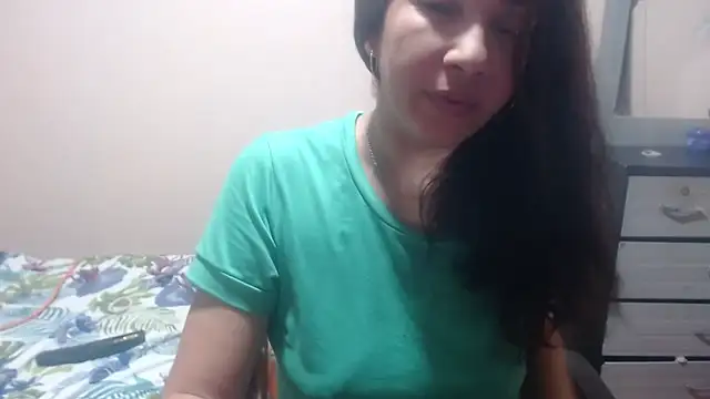 Snapshot of Ainhoa-hot chatting on 05-04-26, 07:33 Ainhoa-hot online show from 05-04-26, 07:33